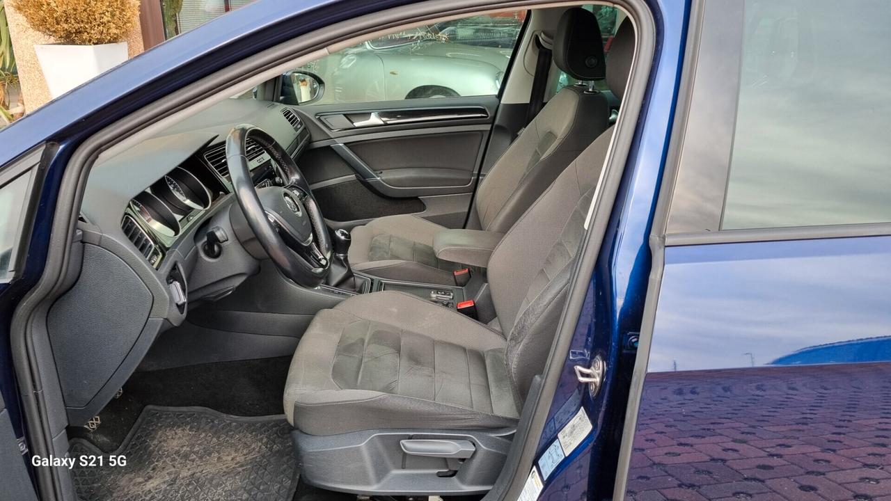 Volkswagen Golf 5p 1.5 tgi Highline BlueMotion 130cv