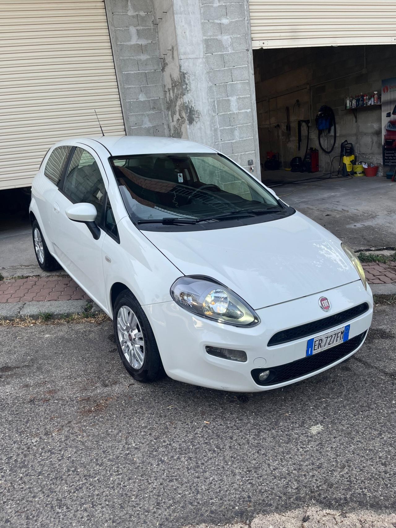 Fiat Punto 1.3 MJT II S&S 85 CV 5 porte ECO Street