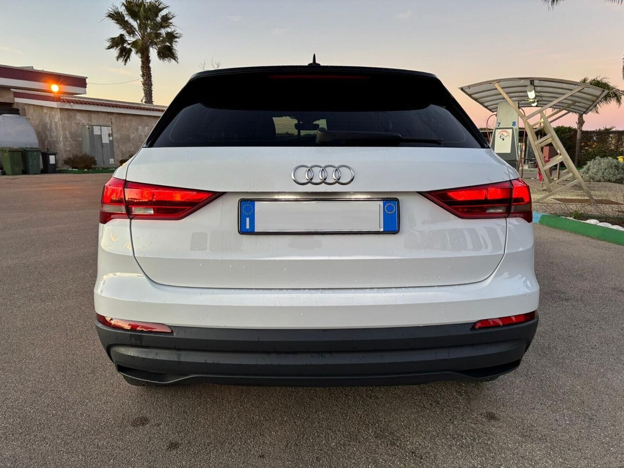 AUDI Q3 S-LINE 2.0 TDI 35 150Cv -10/2021
