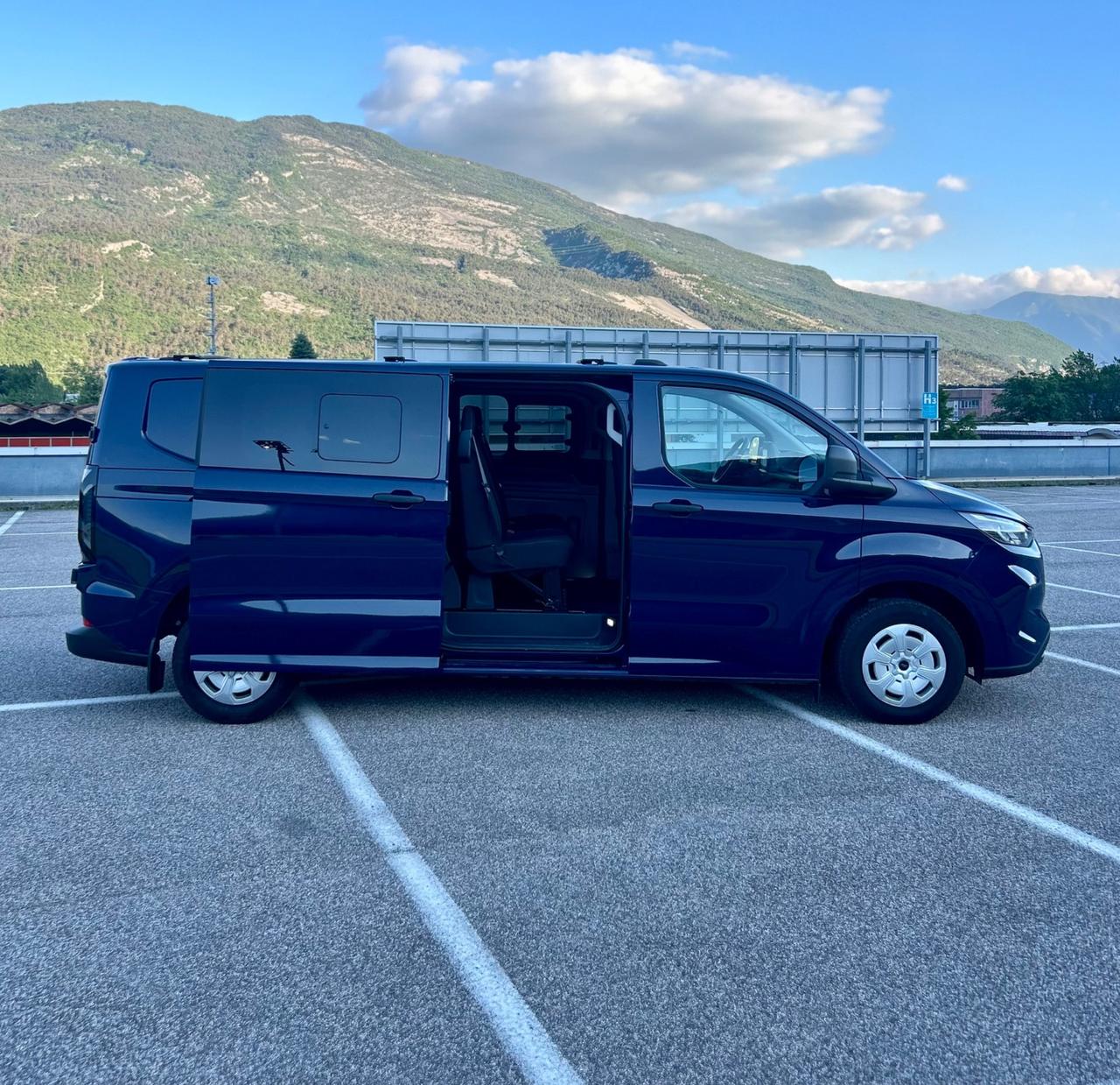 Ford Transit Custom 320 Trend EcoBlue 2025 DC