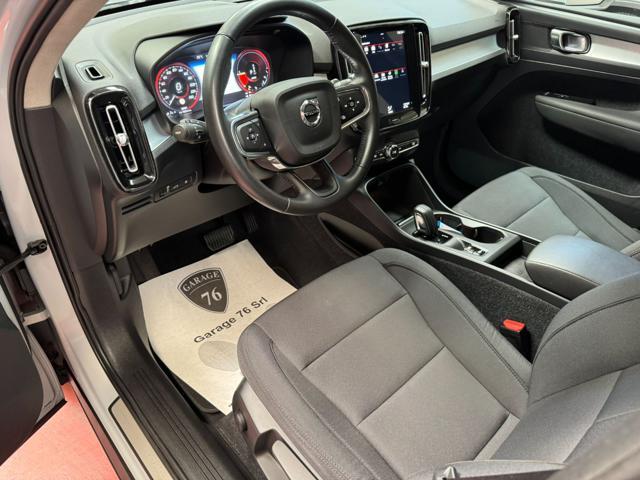 VOLVO XC40 T5 Recharge Plug-in Hybrid Inscription Expression