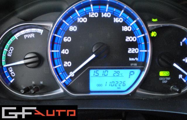 Toyota Yaris Yaris III 2015 5p 1.5h Active