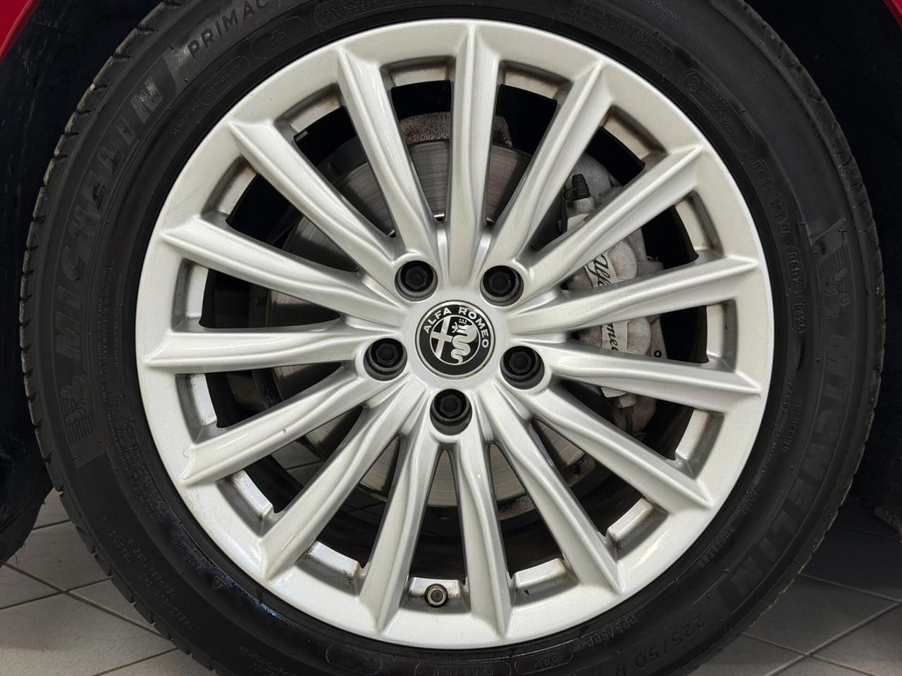 Alfa Romeo Giulia 2.2 TD 190 CV SUPER BUSINESS RETROCAMERA PERFETTA