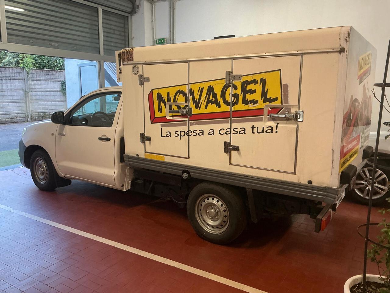 Toyota Hilux 2.5 D-4D 2WD 2p. Pick-up 2010