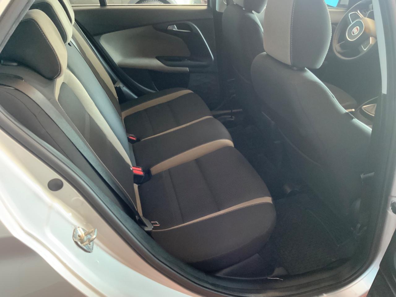 Fiat Tipo 1.6 Mjt S&S SW Lounge