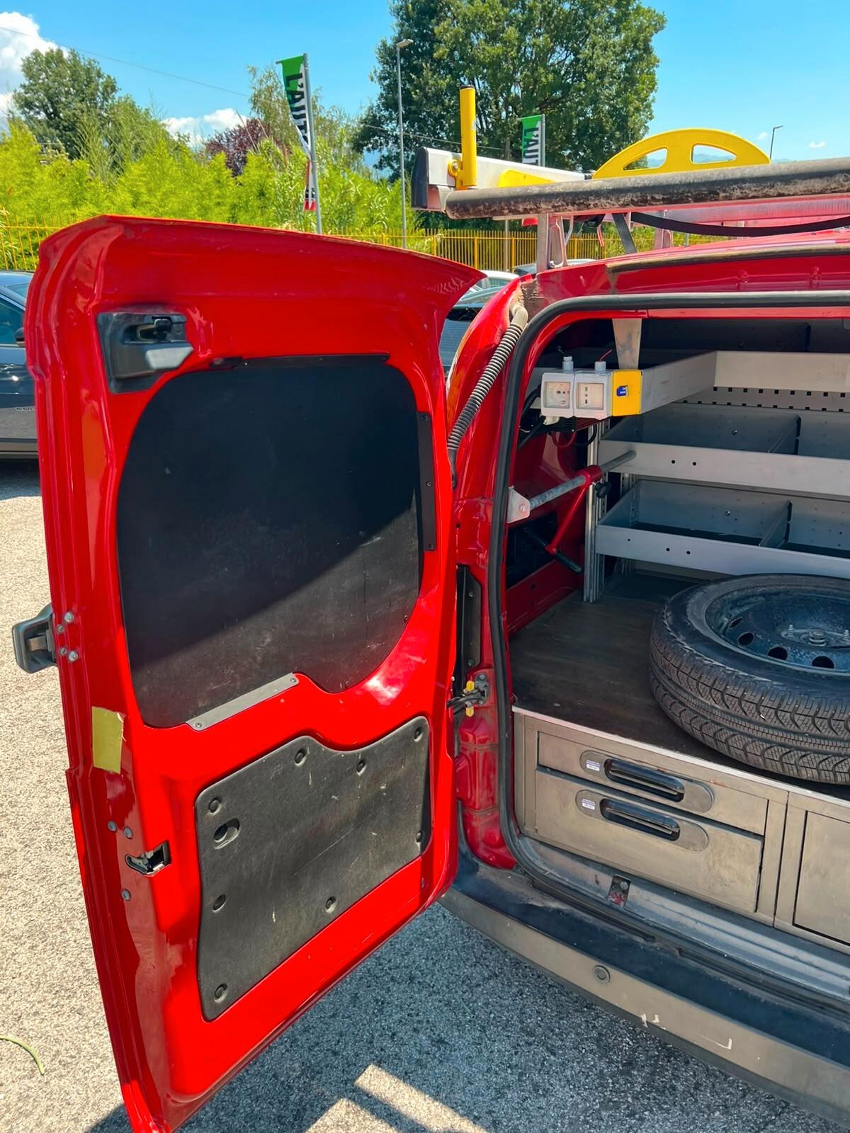 Fiat Fiorino 1.3 MJT 75CV Furgone Adventure ATTREZZATO