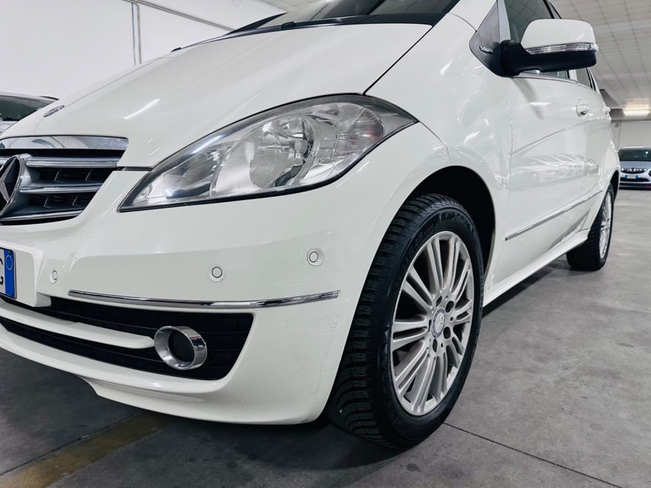 Mercedes-benz A 150 BlueEFFICIENCY Elegance