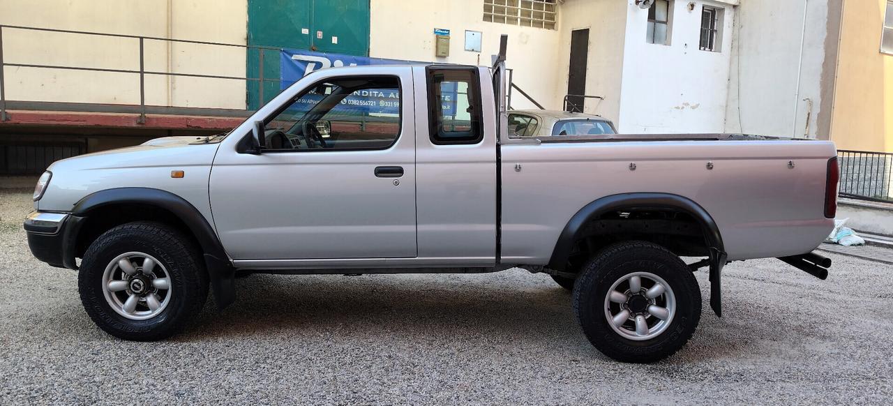Nissan Navara 2.5 TD Pick Up