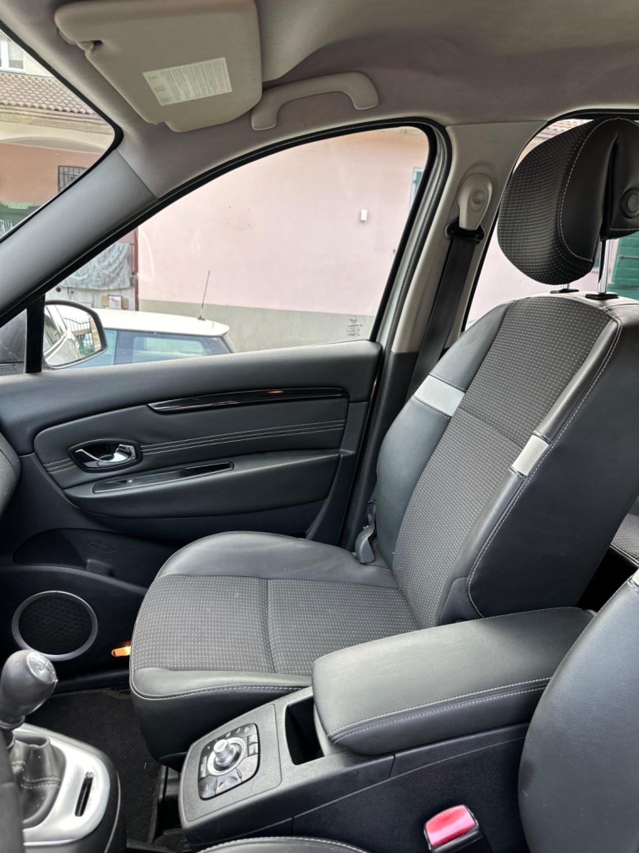 Renault SCENIC XMOD 1.5 dCi 110CV WAVE KMCERT GARANZ