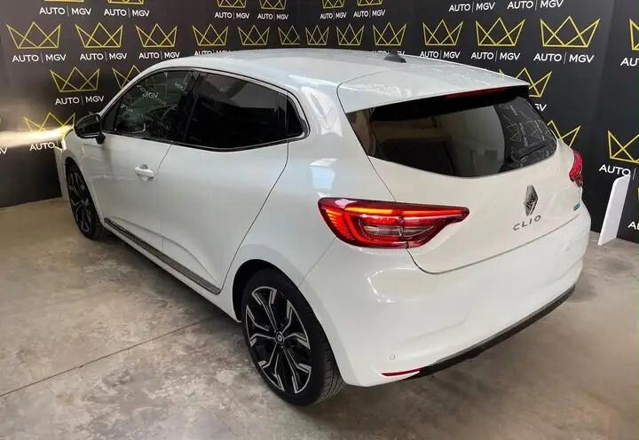 Renault Clio Full Hybrid E-Tech 140 CV 5 porte Intens