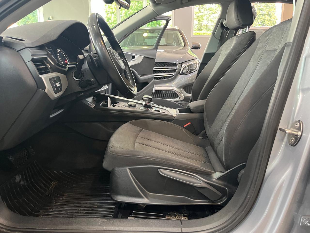 Audi A4 Avant 2.0 tdi Business 150cv s-tronic