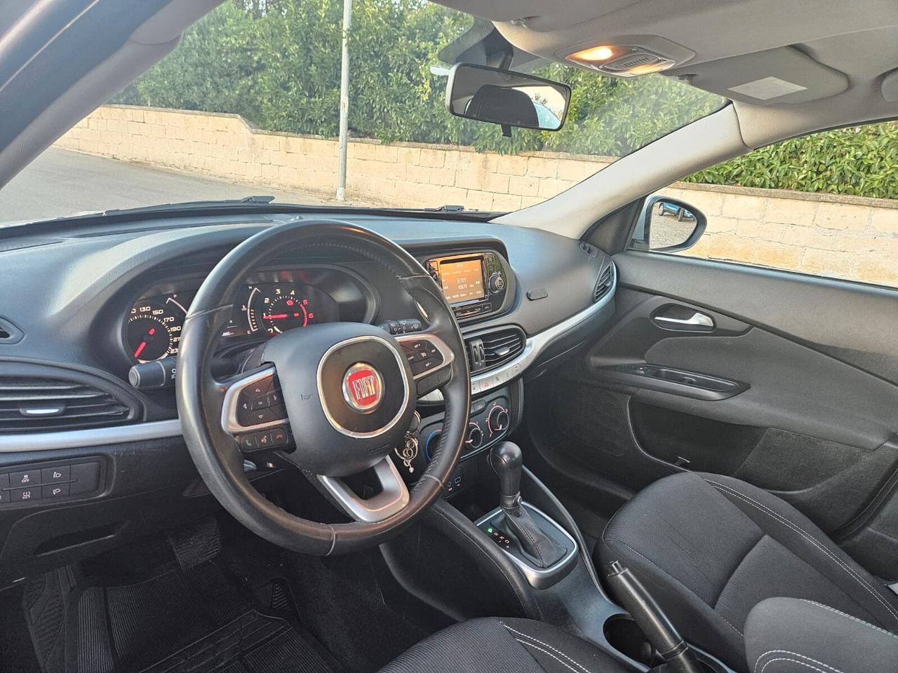 Fiat Tipo 5P SW 1.6 mtj 120cv AUTOMATICA NAVI