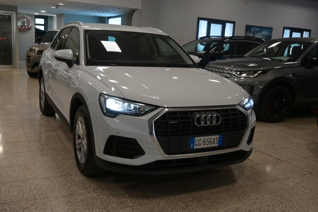 Audi Q3 35 TDI quattro S tronic Business
