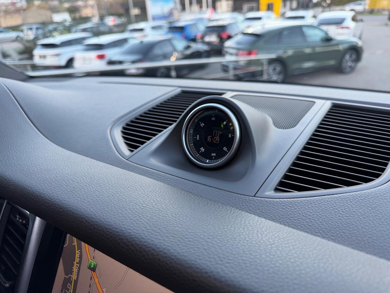 Porsche Macan 3.0 S Diesel 250cv in garanzia