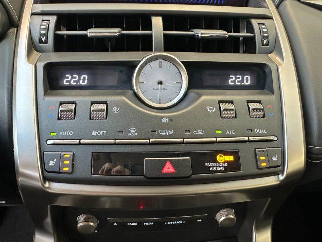 LEXUS NX 300 Hybrid 4WD Luxury - 18" - Camera - Pelle nera