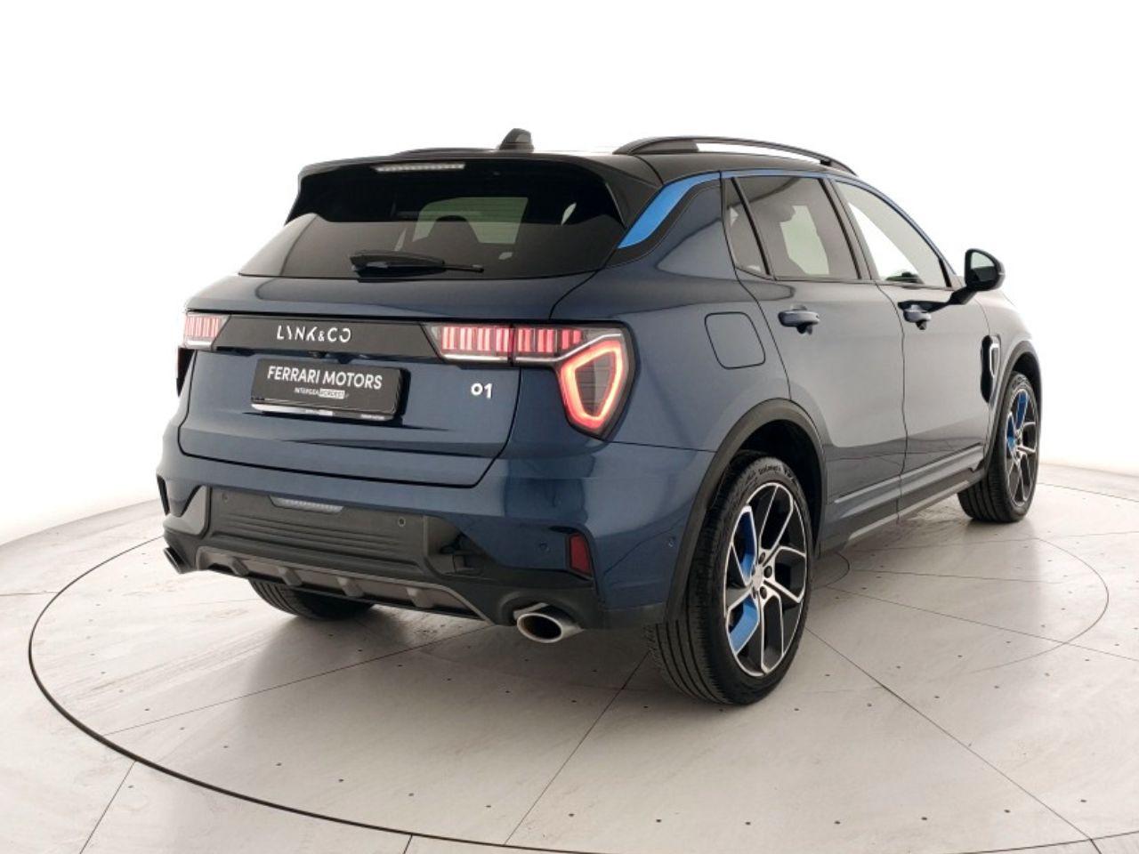 Lynk & Co 01 1.5 td phev auto