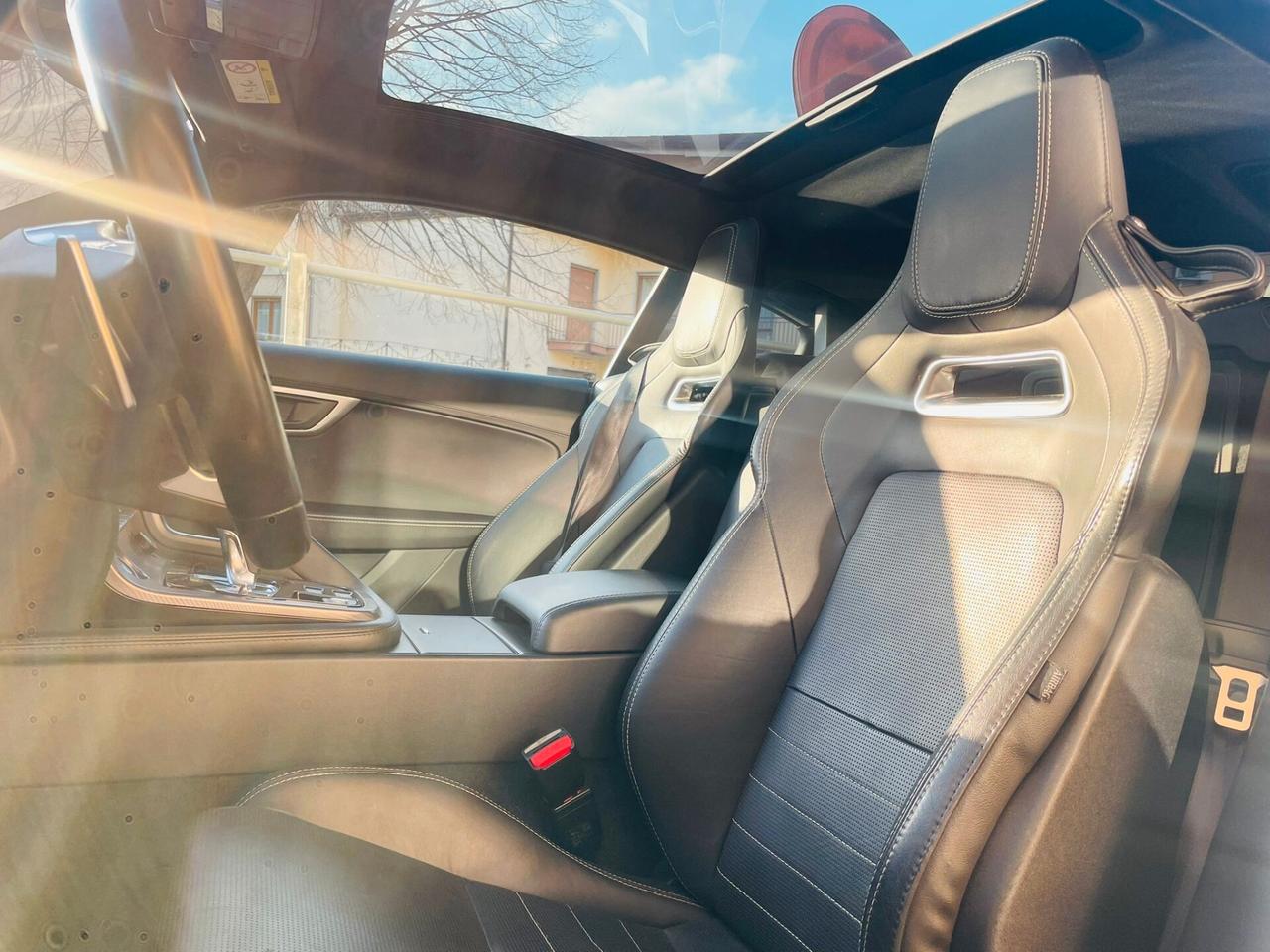 Jaguar F-Type 2.0 aut. Coupé R-Dynamic