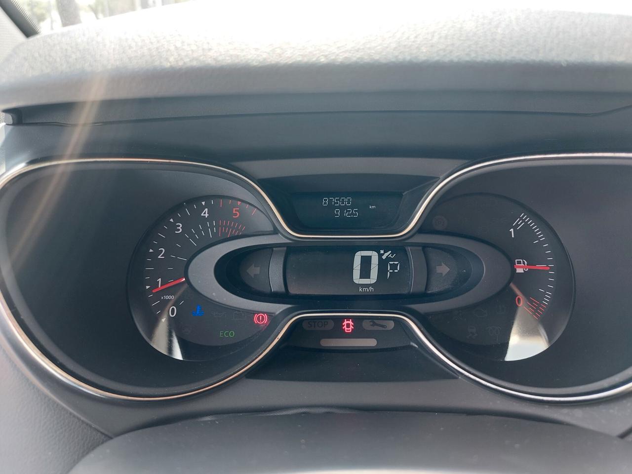 Renault Captur dCi 8V 110 CV Start&Stop Energy Initiale Paris