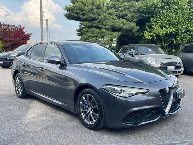 Alfa Romeo Giulia 2.2 Turbodiesel 210 CV AT8 AWD Q4 Veloce