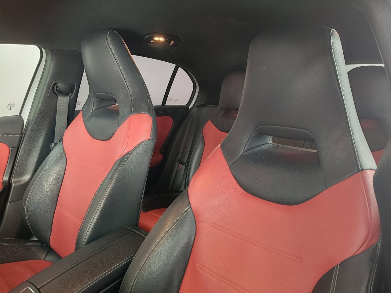 Mercedes-Benz Classe A - W177 2018 - A 180 d Premium auto