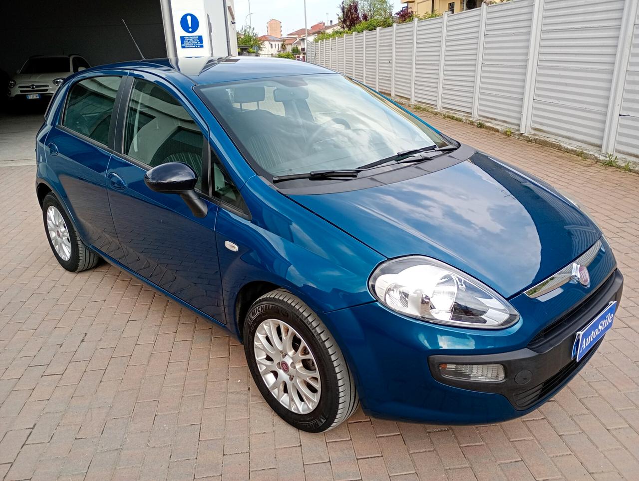 Fiat Punto Evo 1.2 5 porte S&S Blue&Me