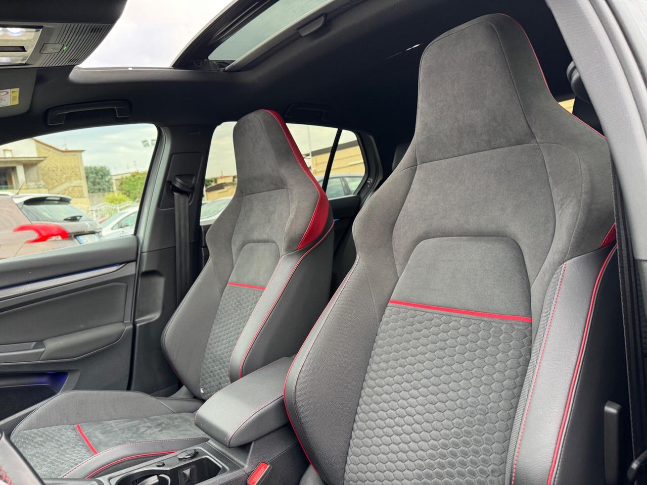 Volkswagen Golf GTI 2.0 300CV CLUB SPORT TETTO COCKPIT HARMAN KARDON