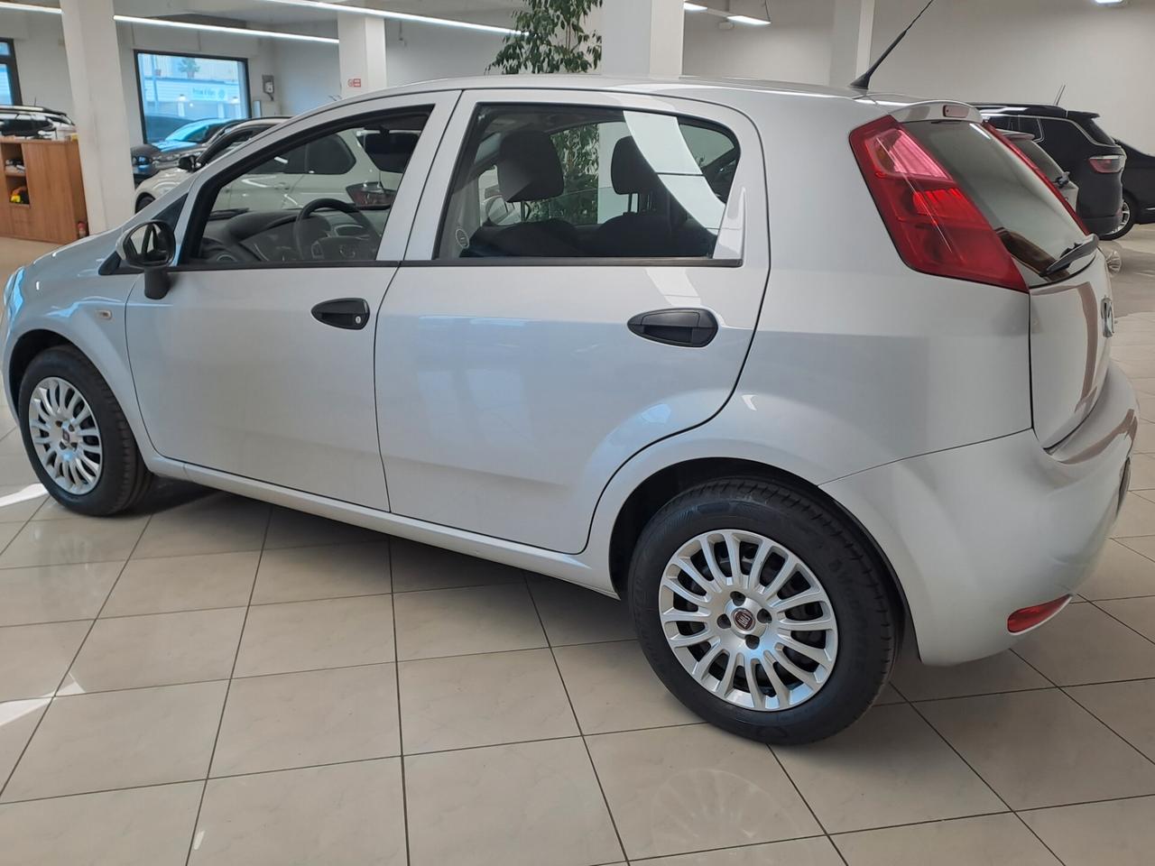 Fiat Punto 1.2 8V 5 porte Street
