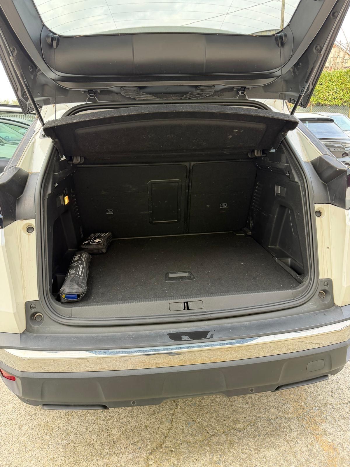 Peugeot 3008 BlueHDi 130 S&S EAT8 Allure