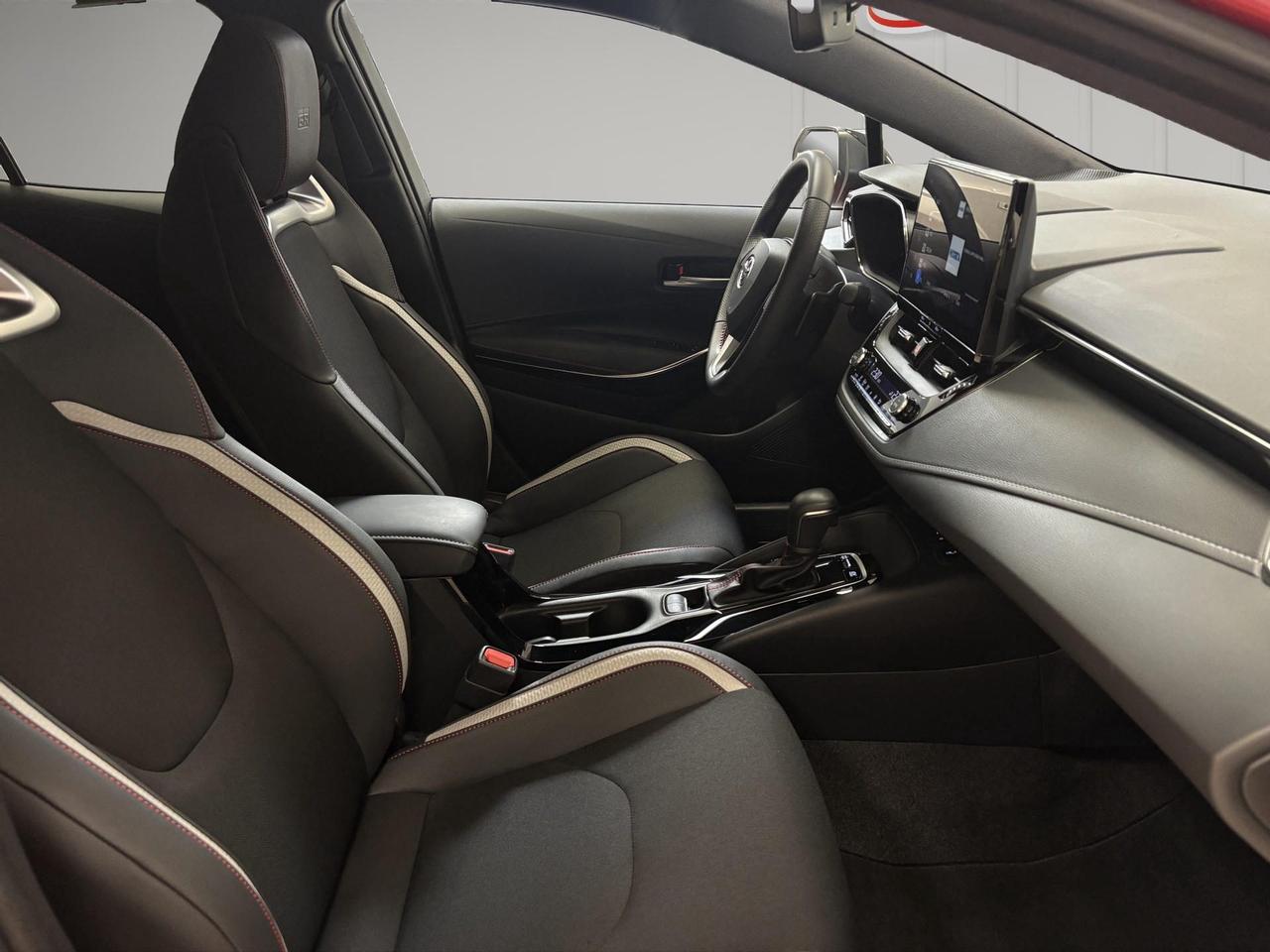 Toyota Corolla 2.0h GR Sport bi-tone auto