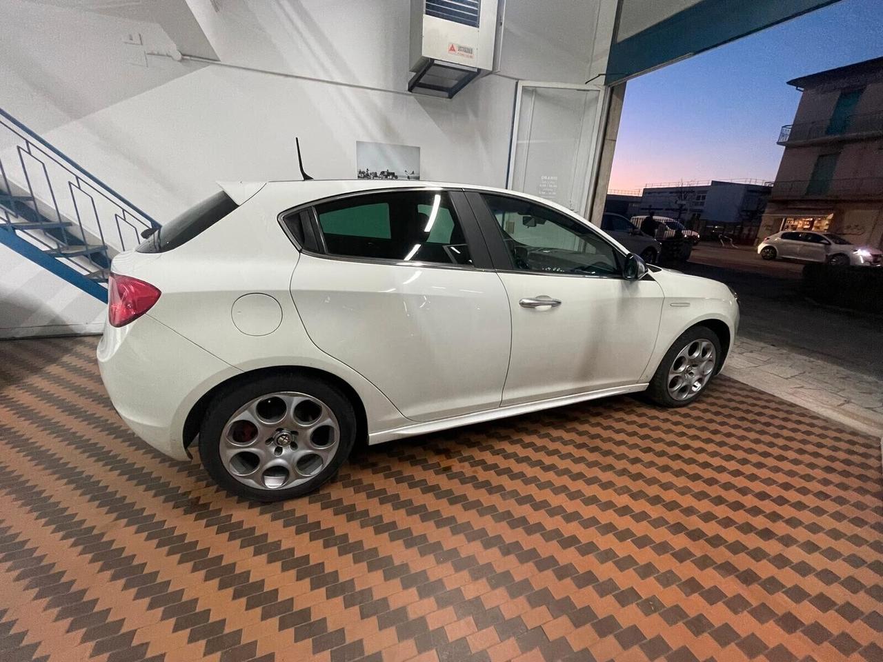 Alfa Romeo Giulietta 1.4 Turbo MultiAir TCT Exclusive