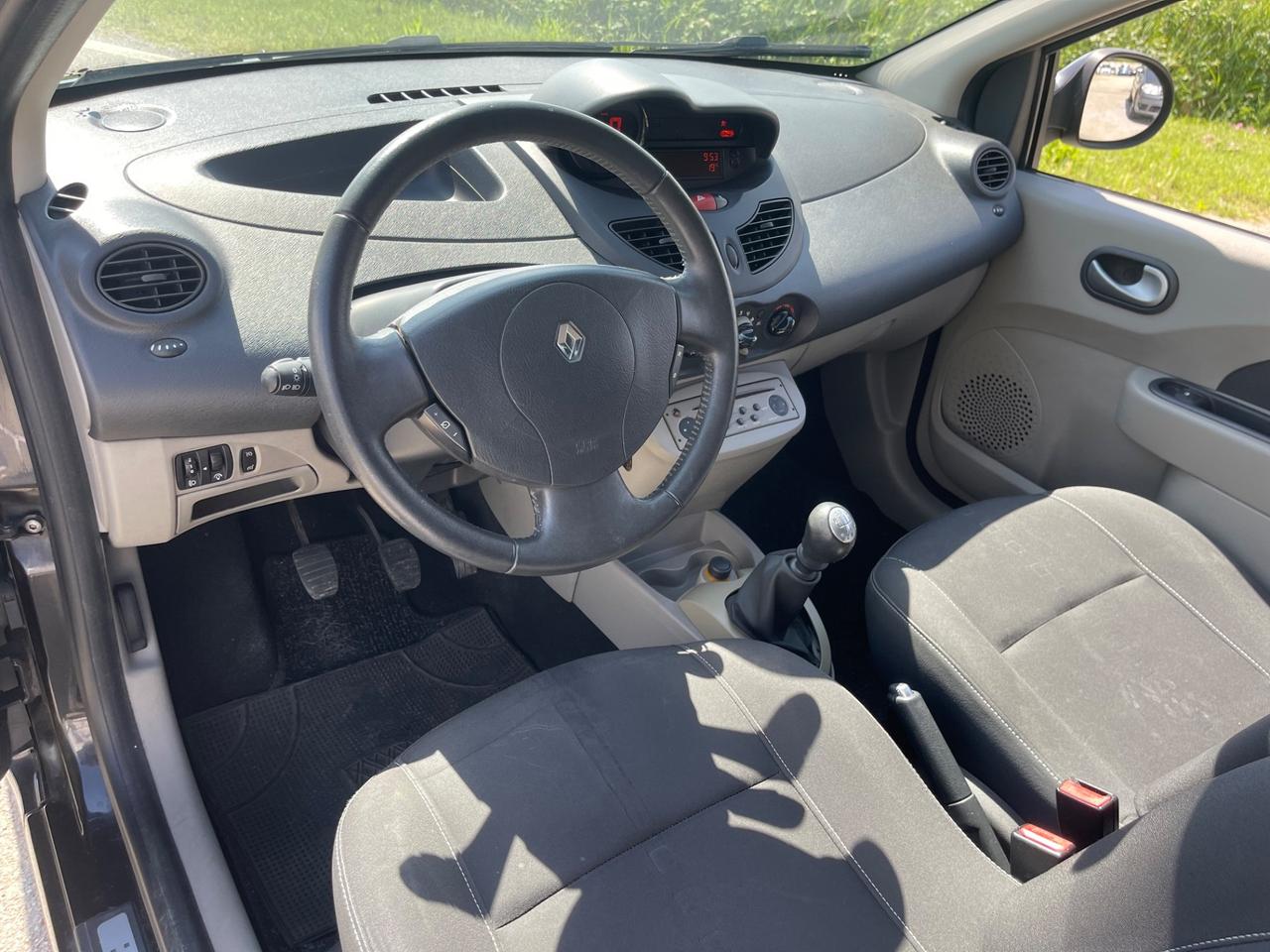 Renault Twingo 1.2 8V Le Iene