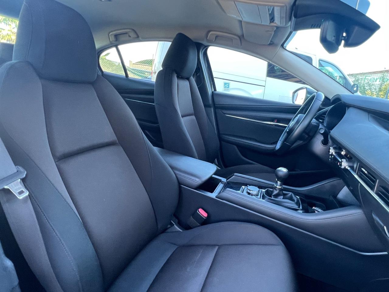 Mazda 3 2.0 m-hybrid sedan Executive FINANZIABILE