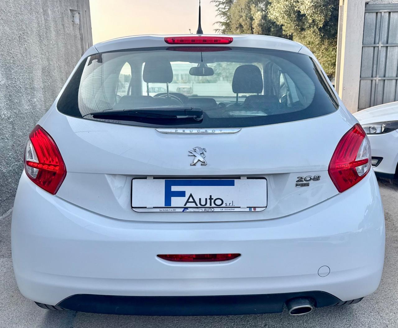 Peugeot 208 1.6 e-HDi 92 CV Stop&Start Allure,NAVI,LED,Bluetooth,Ecc.