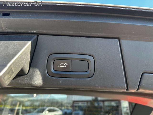 VOLVO V90 V90 2016 2.0 d3 Momentum FP686SV