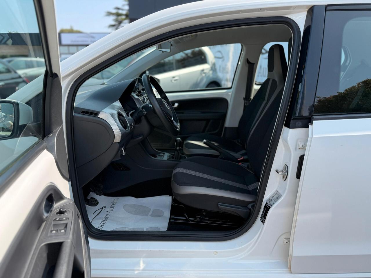 Volkswagen up! 1.0 75 CV 5p. move up!