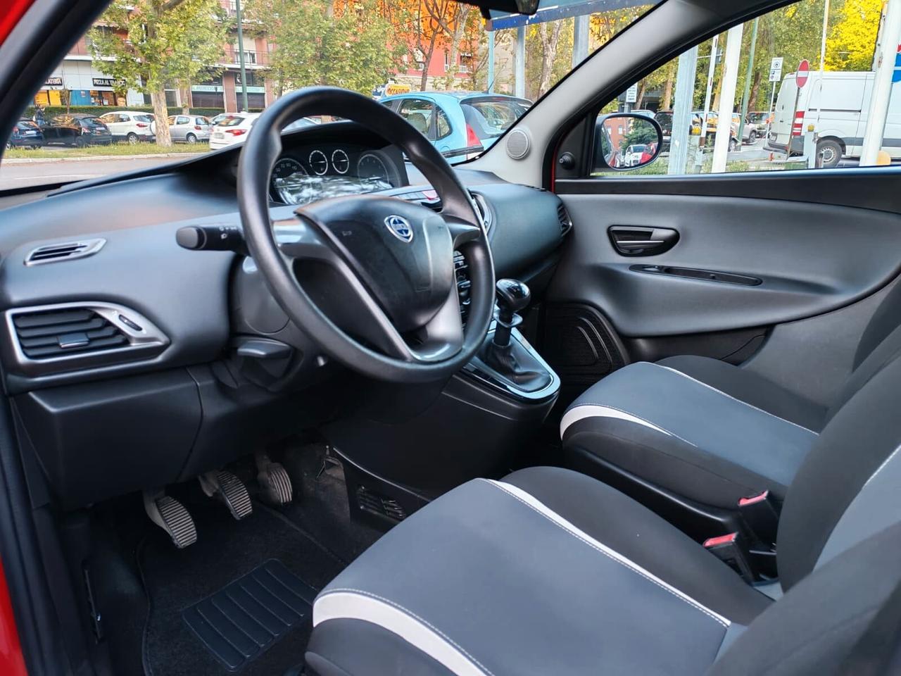 Lancia Ypsilon - OCCASIONE !!!