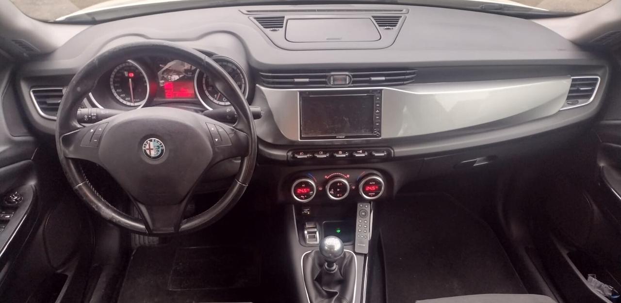 Alfa Romeo Giulietta 1.4 Turbo GPL 170cv