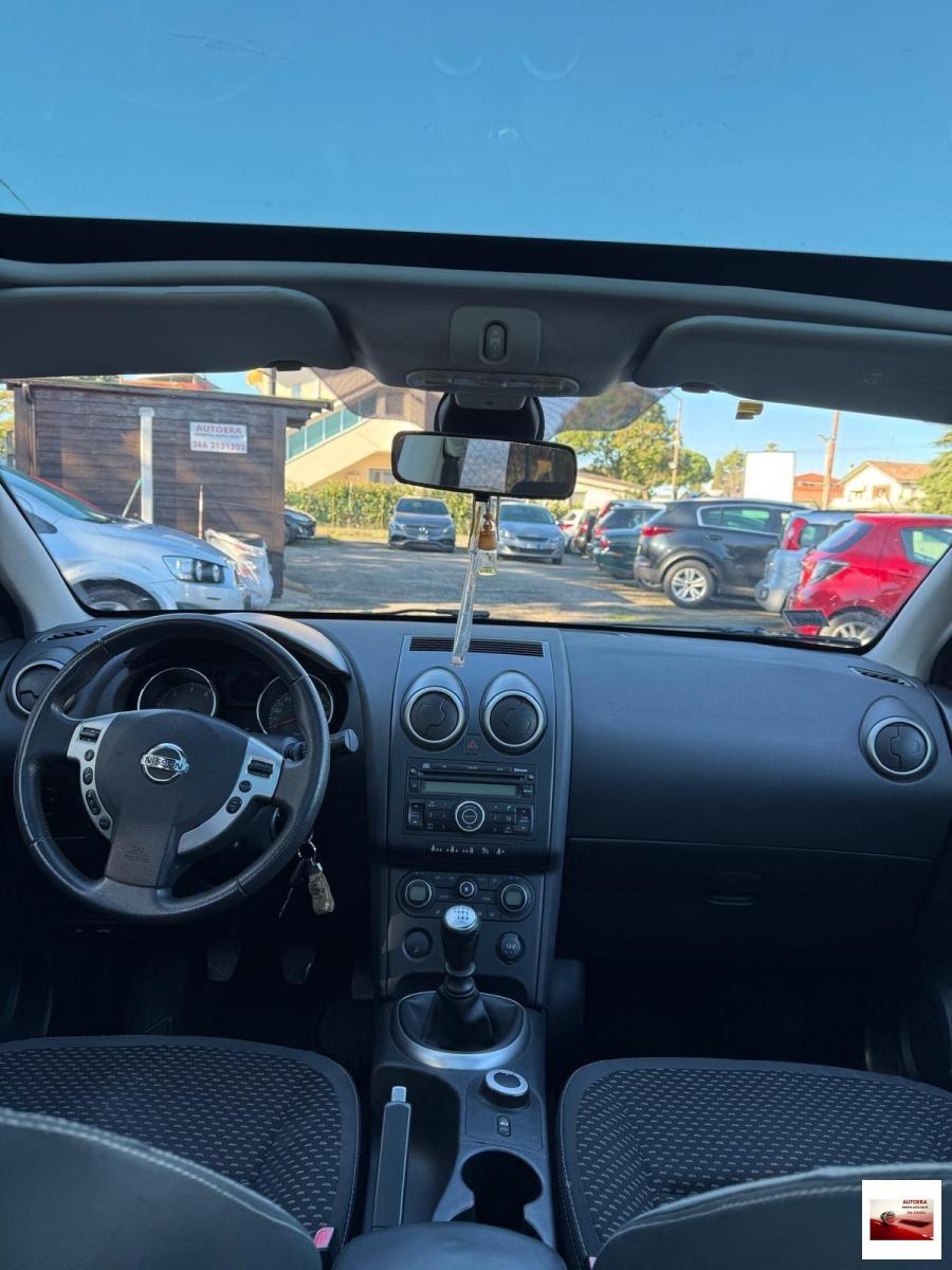 NISSAN - Qashqai+2 - 2.0 16V 4WD Tekna