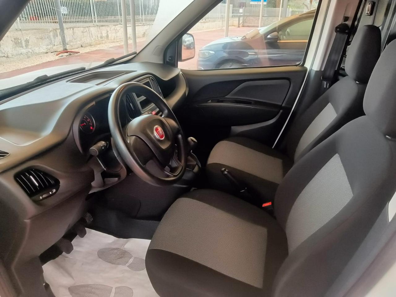 Fiat Doblò 1.6 MJT 95CV Cargo Maxi 2022 - 67.000KM