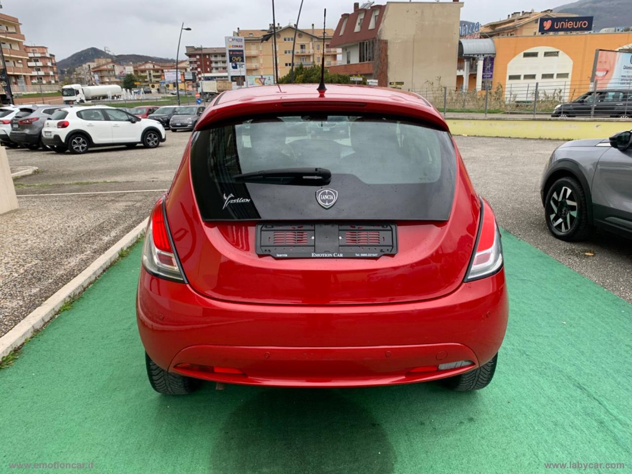 LANCIA Ypsilon 1.2 69 CV 5p. GPL Ecochic Silver - 2017