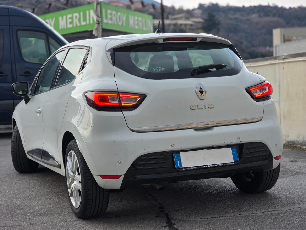 Renault Clio dCi 8V 90 CV 5 porte Moschino Intens