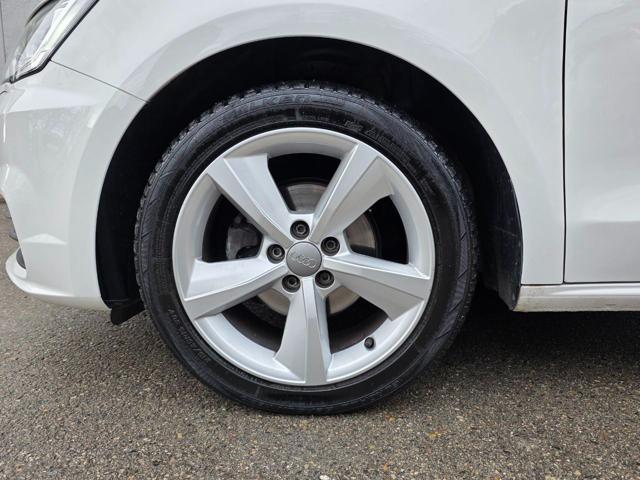 AUDI A1 SPB 1.0 TFSI ultra Admired