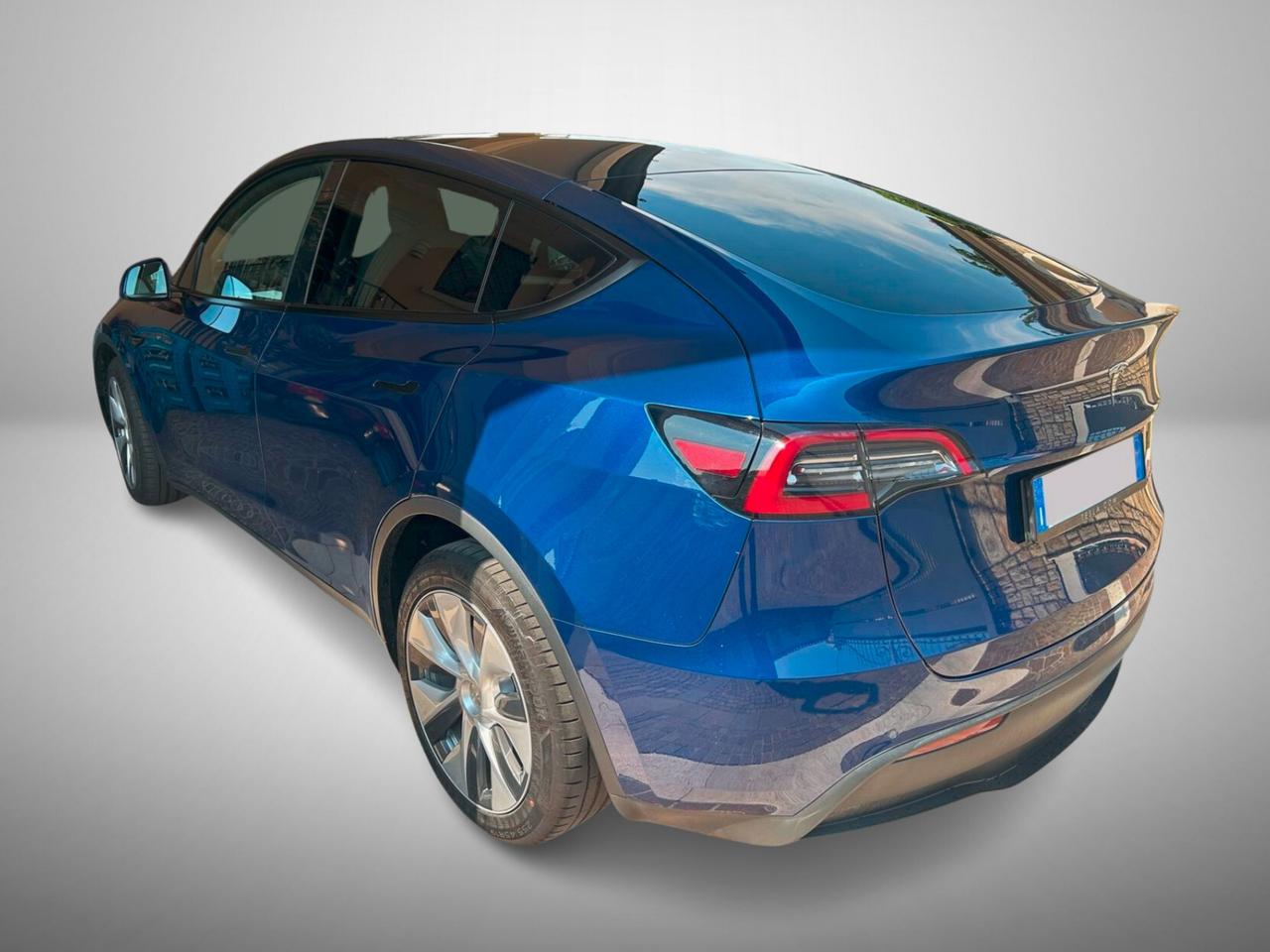 Tesla Model Y Long Range Dual Motor awd