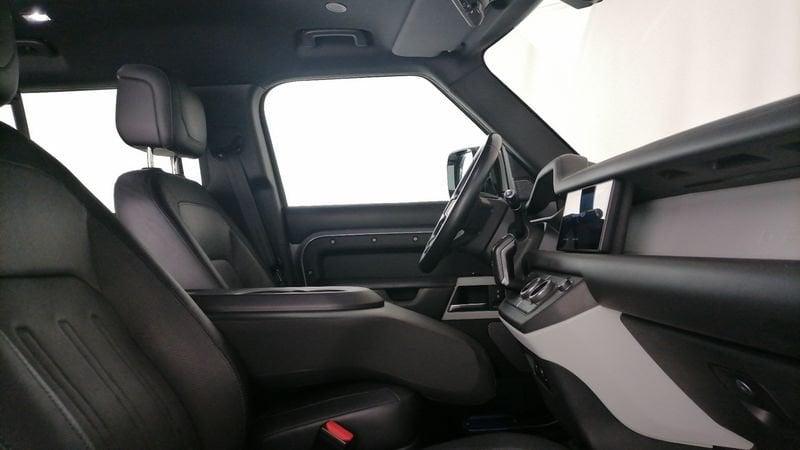 Land Rover Defender 110 3.0d i6 mhev X-Dynamic HSE awd 300cv auto 6p.ti