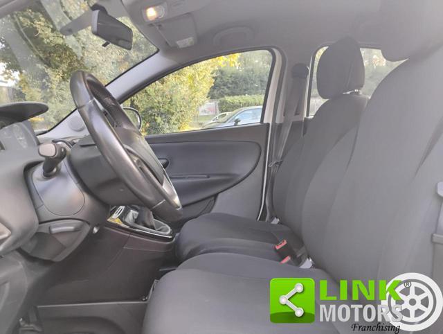 LANCIA Ypsilon 1.2 69 CV 5 porte Gold