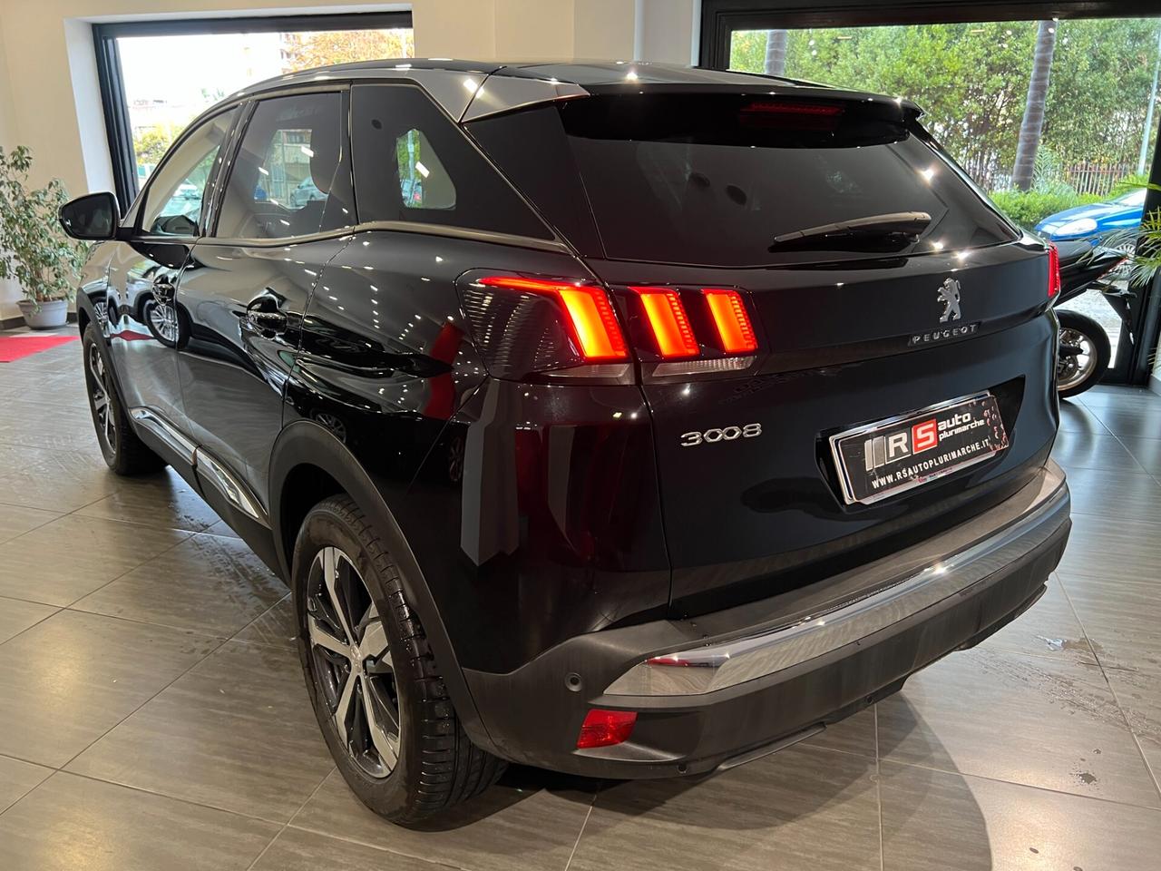 Peugeot 3008 BlueHDi 130 S&S EAT8 Allure Pack