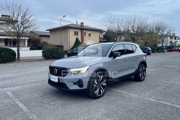 VOLVO XC40 B3 automatico Ultimate Dark