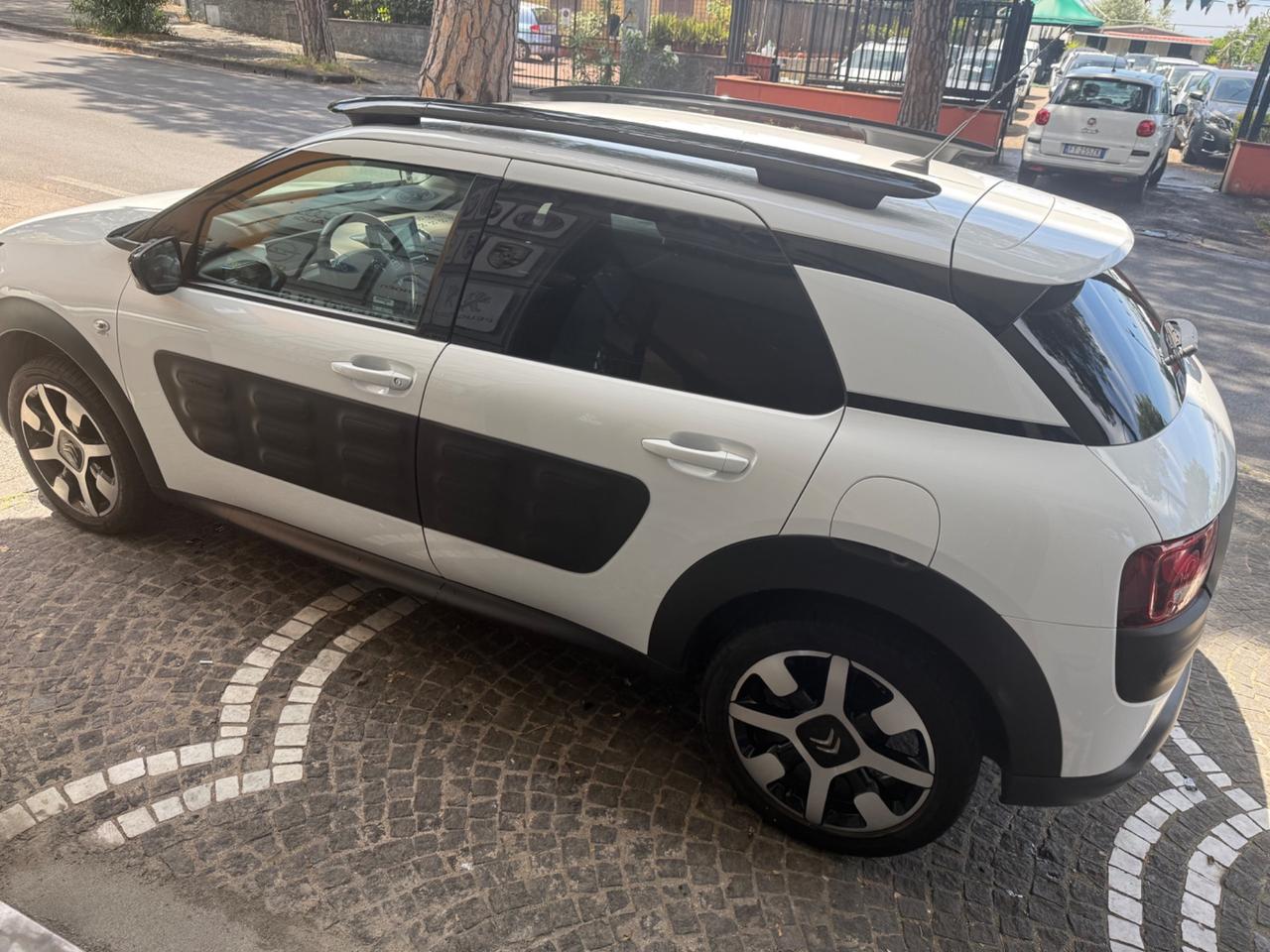 Citroen C4 Cactus BlueHDi 100 S&S ETG6 Shine