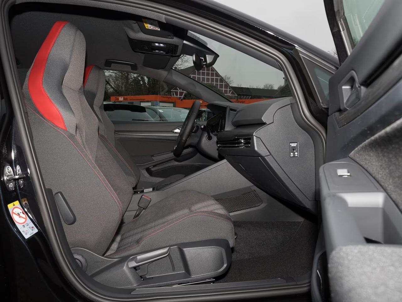 Volkswagen Golf GTI 2.0 TSI DSG NAVI VIRTUAL LED CAMERA