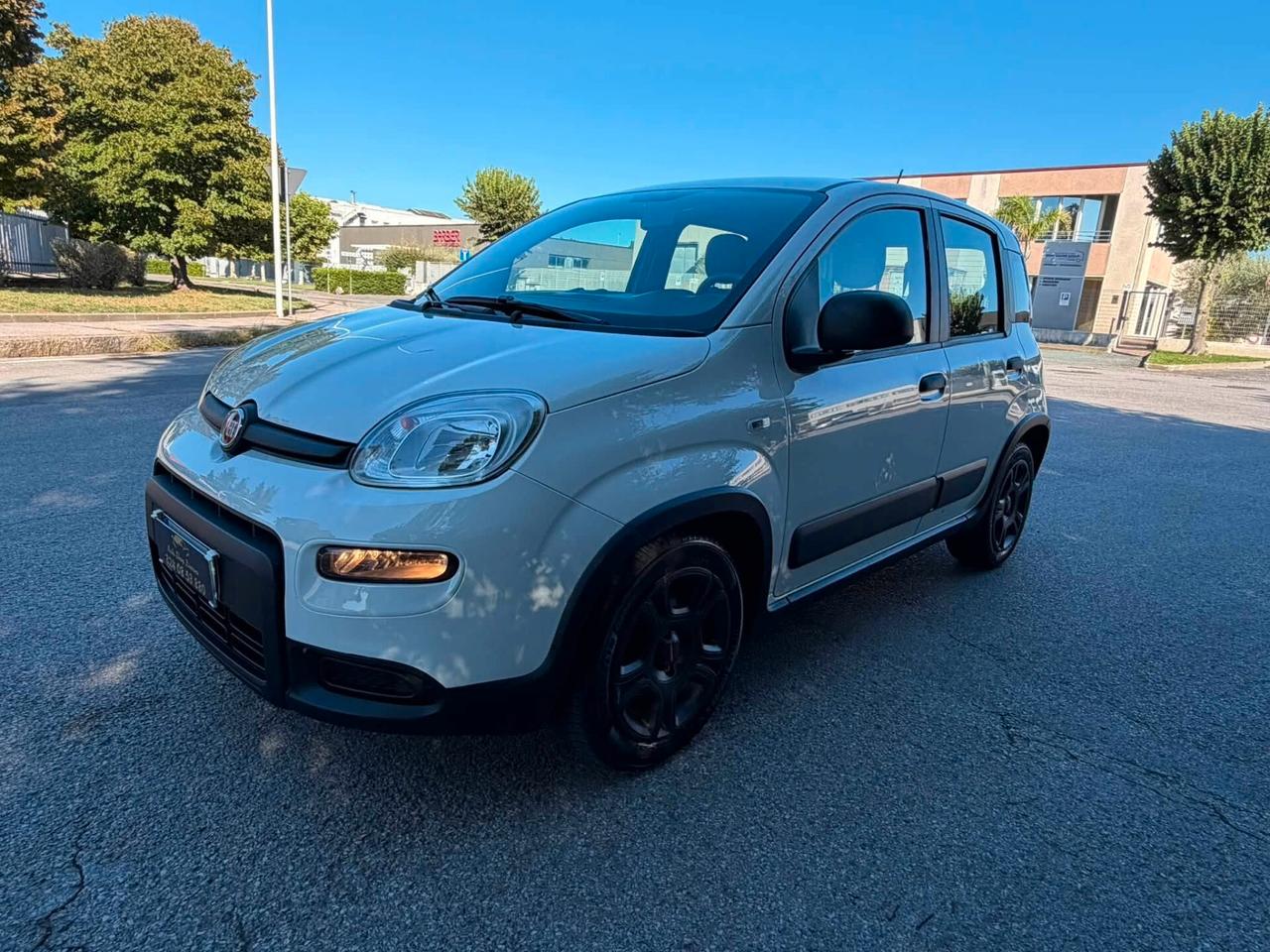 Fiat Panda 1.0 GSE S&S Hybrid Street Van 4 posti